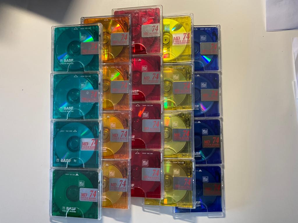 Minidisc’s  BASF. COLOR COLECTION  20x als nieuw. 74 minuten, Ophalen of Verzenden, Discman