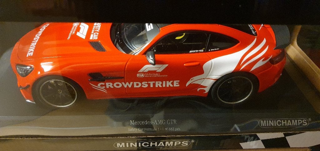 Minichamps 1/18 Mercedes AMG GT-R safety car F1 2021, Ophalen of Verzenden, Zo goed als nieuw, Auto, MiniChamps