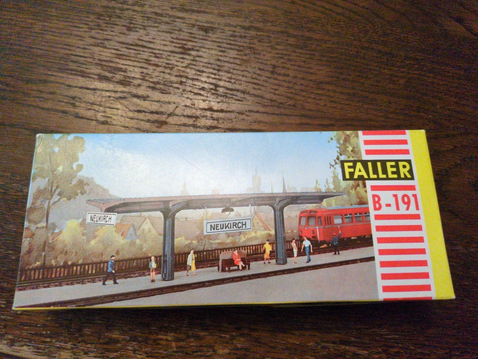 Faller B-191 Station Neukirch Modelbouw Station, Ophalen of Verzenden