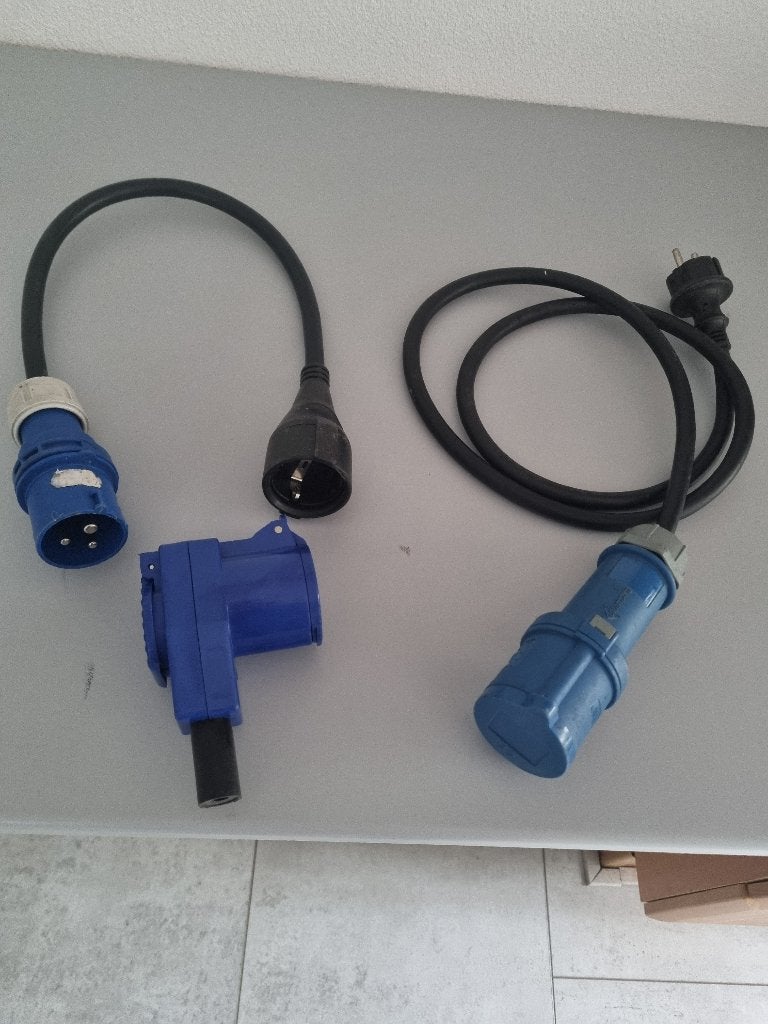 CEE stekkers en verloopkabels, Ophalen of Verzenden, Gebruikt
