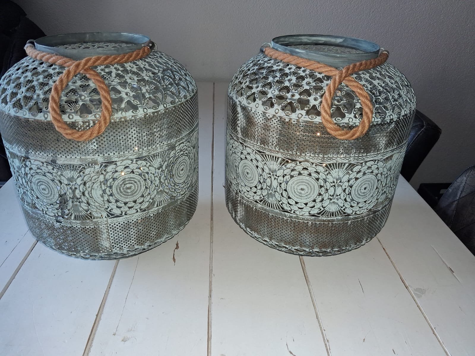 2 windlichten, Ophalen, Zo goed als nieuw