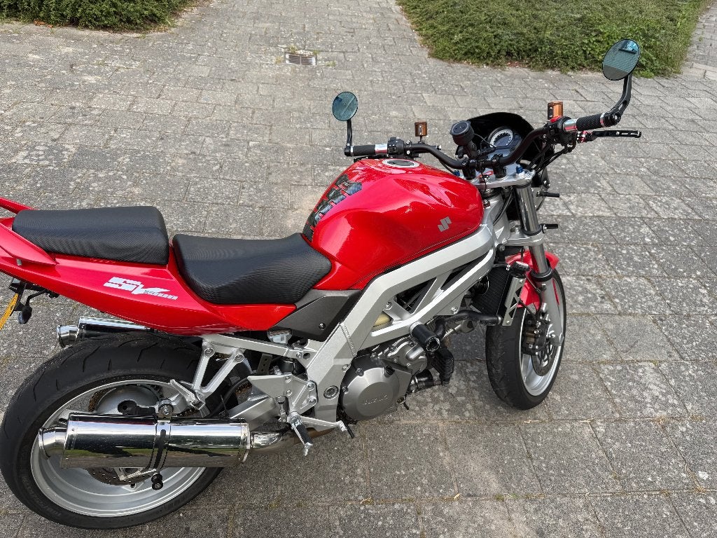 Suzuki SV1000 Naked, 2 cilinders, Motorrijbewijs A, Gebruikt, Particulier