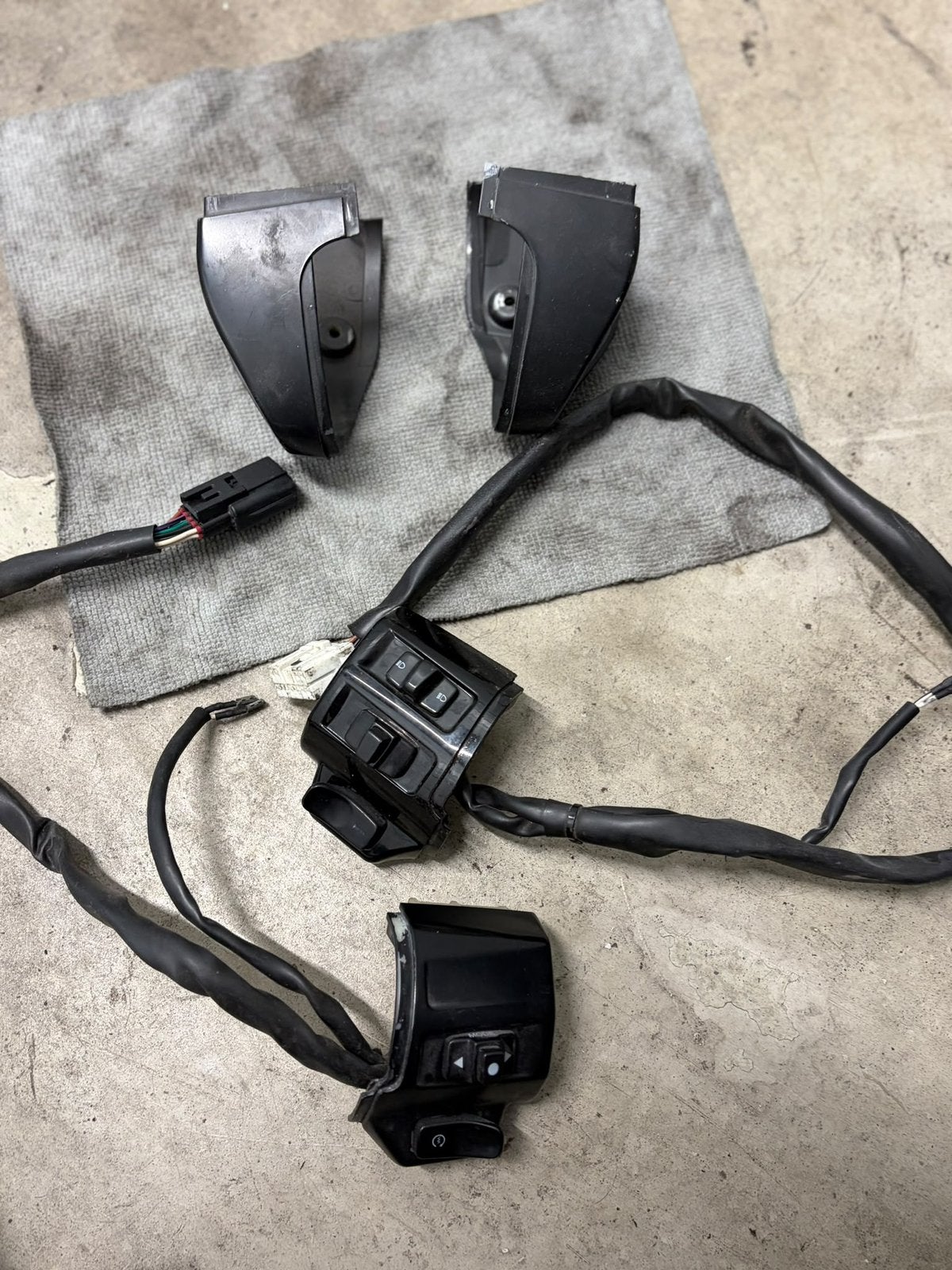 Vespa Sprint Facelift Stuurschakelaars - Compleet, Fietsen en Brommers, Ophalen of Verzenden, Gebruikt, Overige typen, Vespa