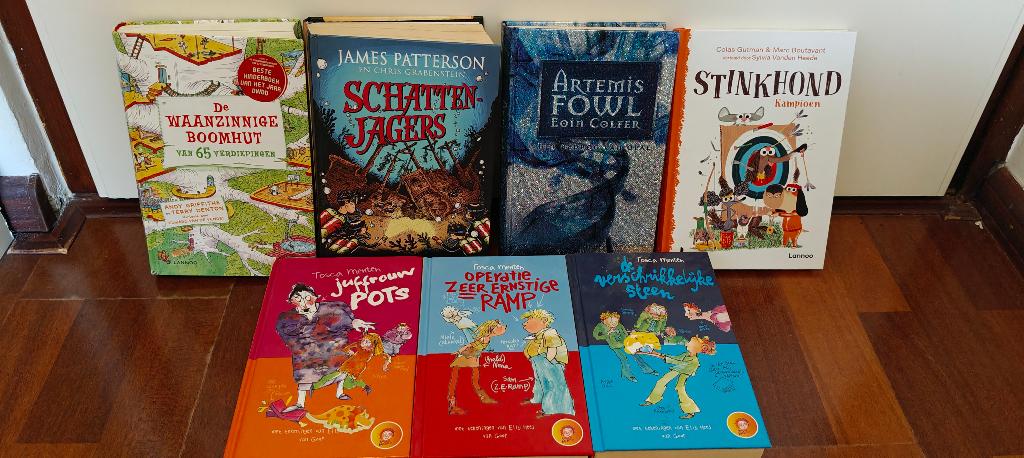 7 kinderboeken, Ophalen, Zo goed als nieuw, Fictie algemeen