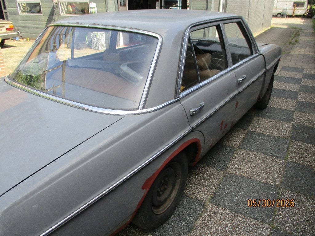 Schuurvondst: Mercedes 115 200D Bar 8, foto 4