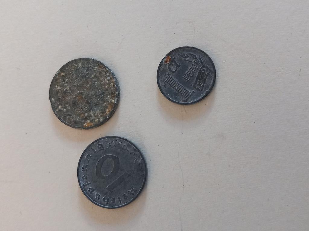 Oorlogsgeld: Zinken munten uit Nederland en Duitsland, ., Overige soorten, Ophalen of Verzenden, .