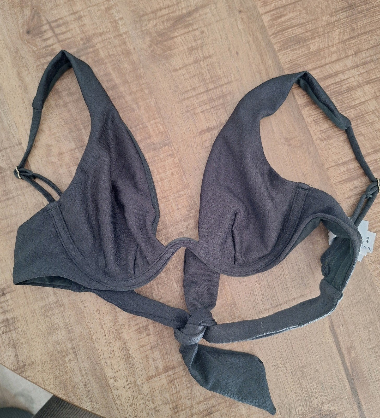 donkergroene bikinitop van hunkemoller doutzen stories 65B, Kleding | Dames, Ophalen of Verzenden, Zo goed als nieuw, Groen, Bikini