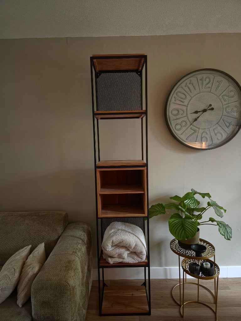 Kast van Henders&Hazel, Ophalen, Minder dan 50 cm, 5 laden of meer, 200 cm of meer