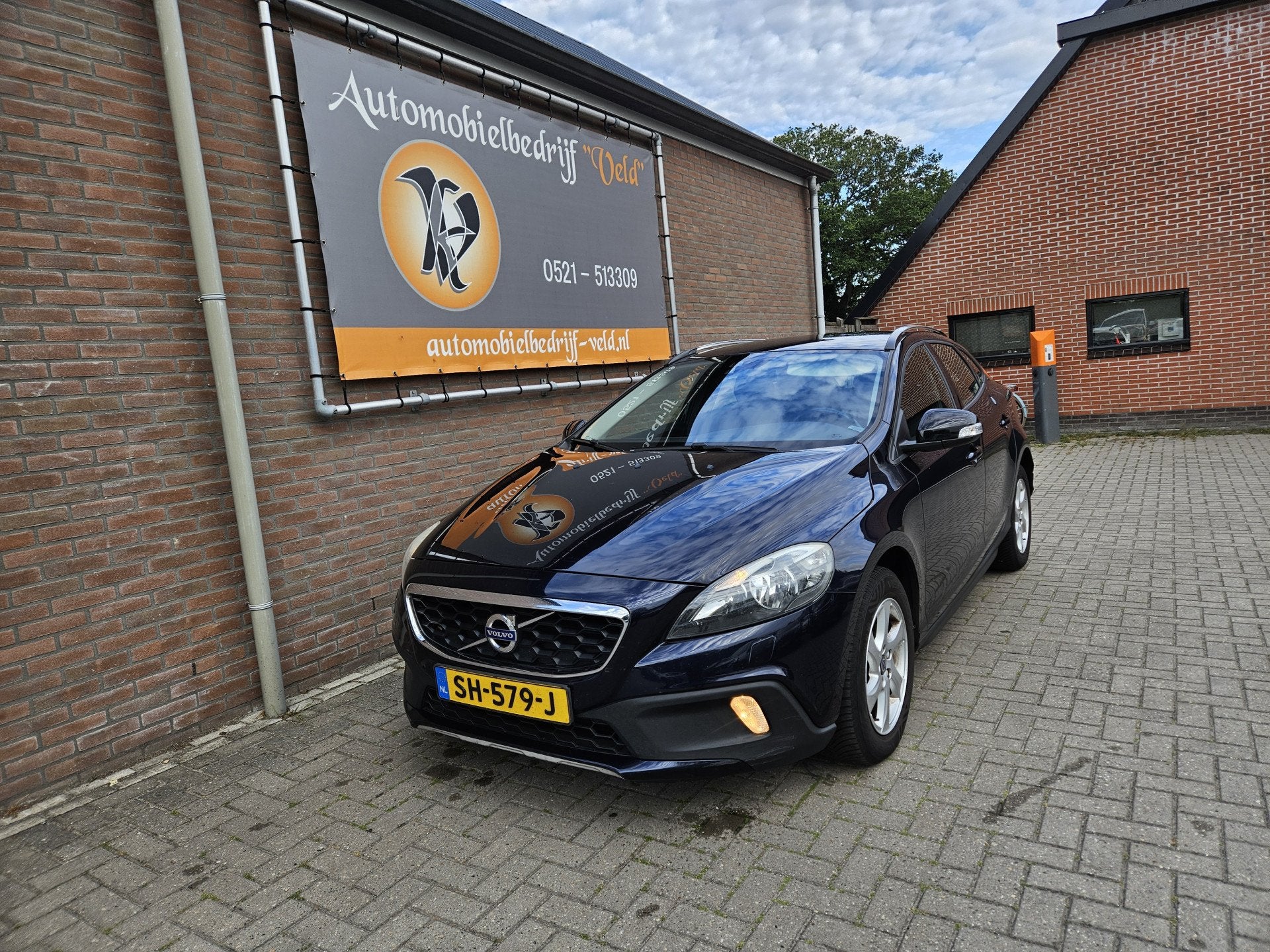 Volvo V40 Cross Country 2.0 D2 Ocean Race (bj 2015), Auto's, Volvo, Voorwielaandrijving, Stof, Gebruikt, 4 cilinders