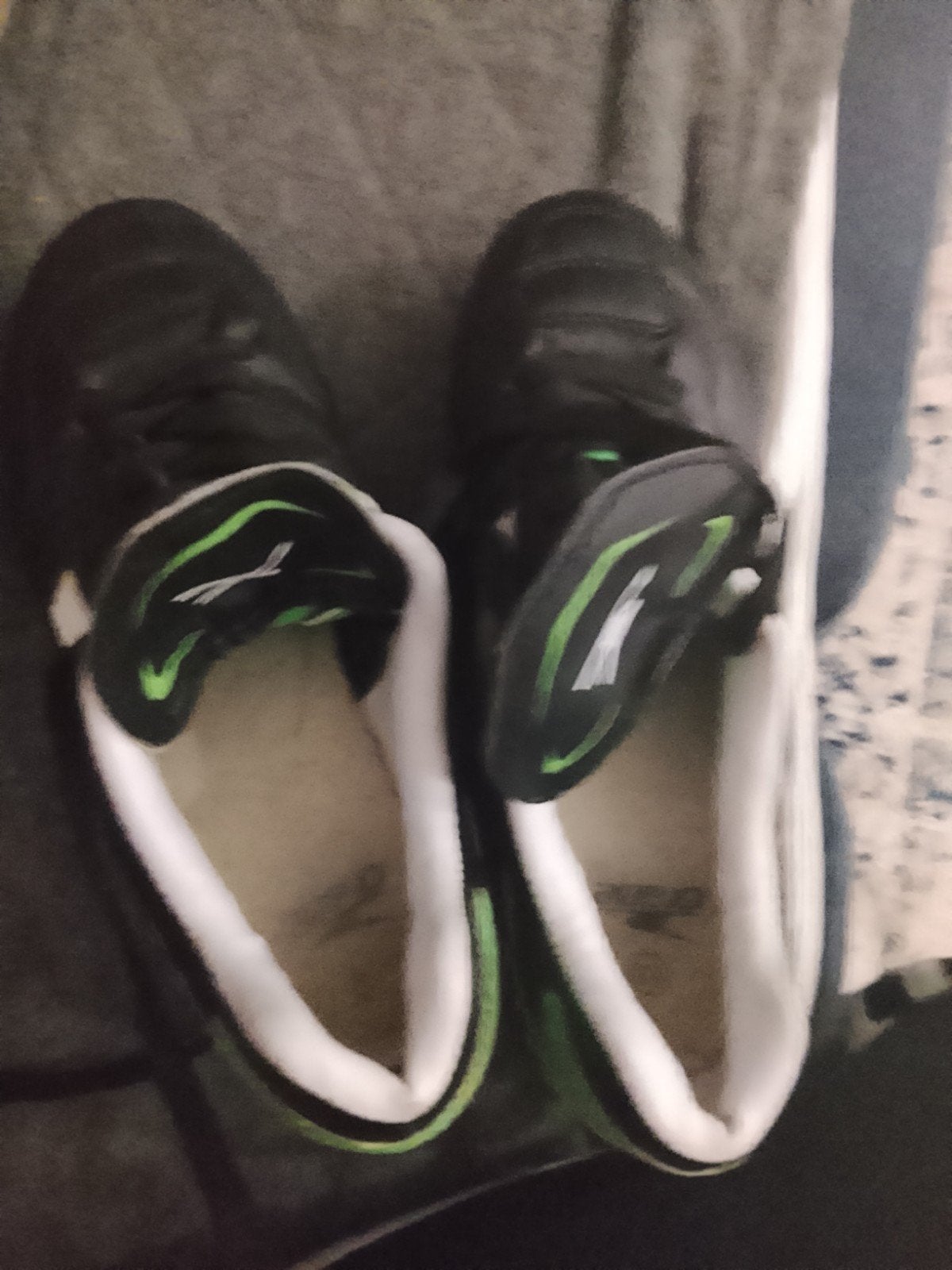 Zwarte Reebok voetbalschoenen - Maat 30 ongeveer of hoger, Ophalen