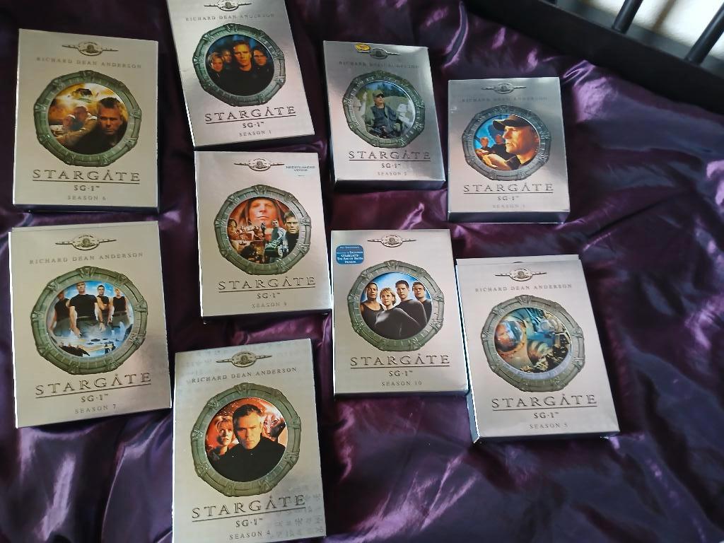 Stargate SG1 Season 1, 2, 3, 4, 5, 6, 7,9 en 10 DVD box, Ophalen of Verzenden, Zo goed als nieuw, Science Fiction, Boxset