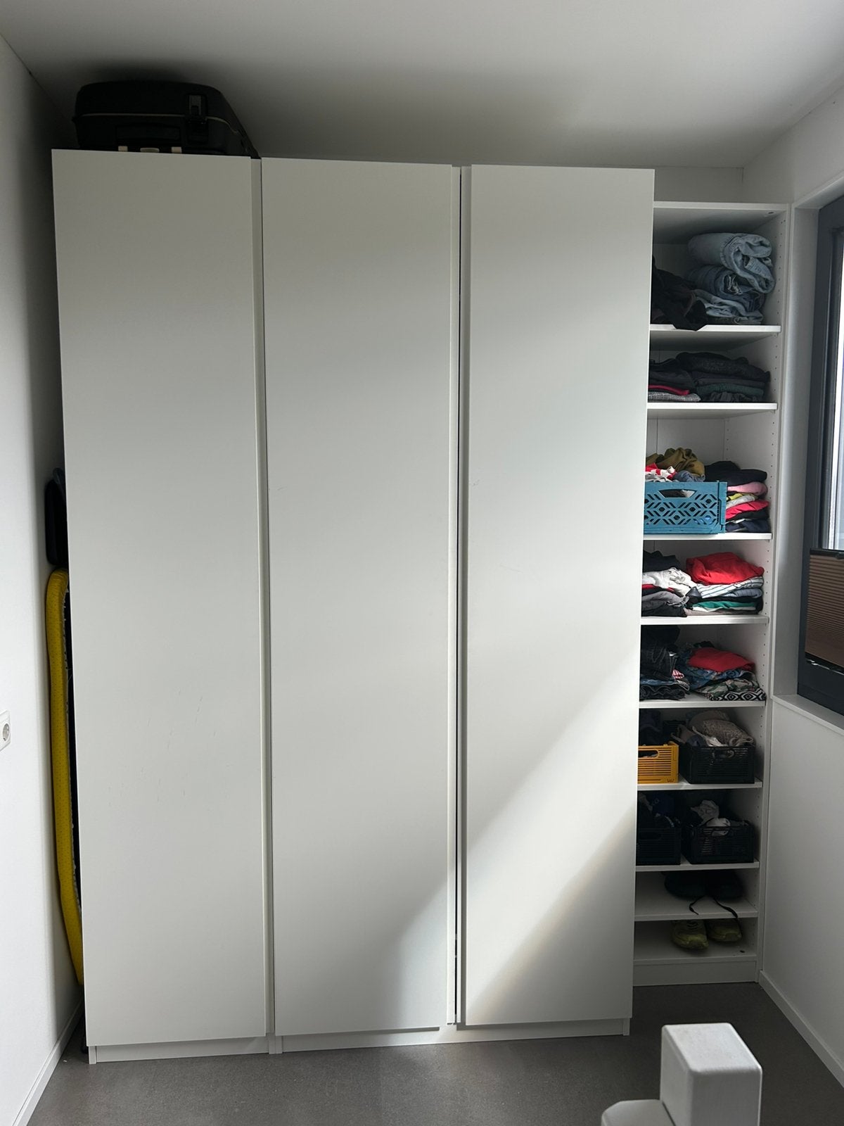 Witte IKEA Vikanes kleding kast met laatjes, Huis en Inrichting, Kasten | Kledingkasten, Ophalen, 200 cm of meer, 50 tot 100 cm