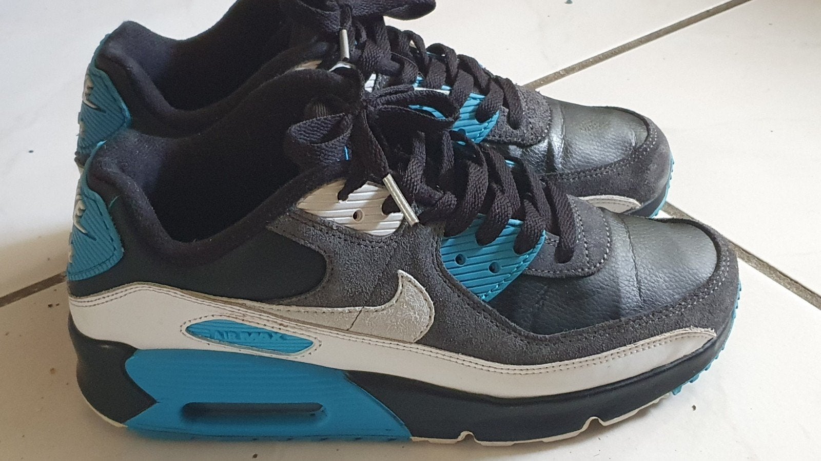 Nike Air Max 90 Sneakers maat 38, Kinderen en Baby's, Kinderkleding | Schoenen en Sokken, Verzenden, Zo goed als nieuw, Nike, Jongen of Meisje