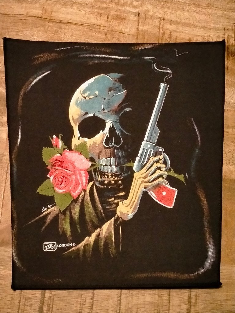 Skull roses Guns Gothic vintage backpatch kleding embleem, Ophalen of Verzenden, Zo goed als nieuw, Overige typen