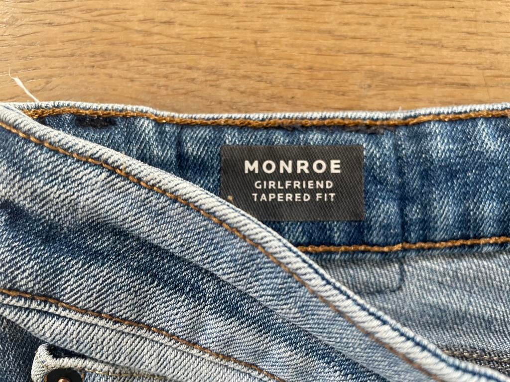 Denham Monroe, girlfriend tapered fit, mt 29, Ophalen of Verzenden, Gedragen, Blauw, W30 - W32 (confectie 38/40)