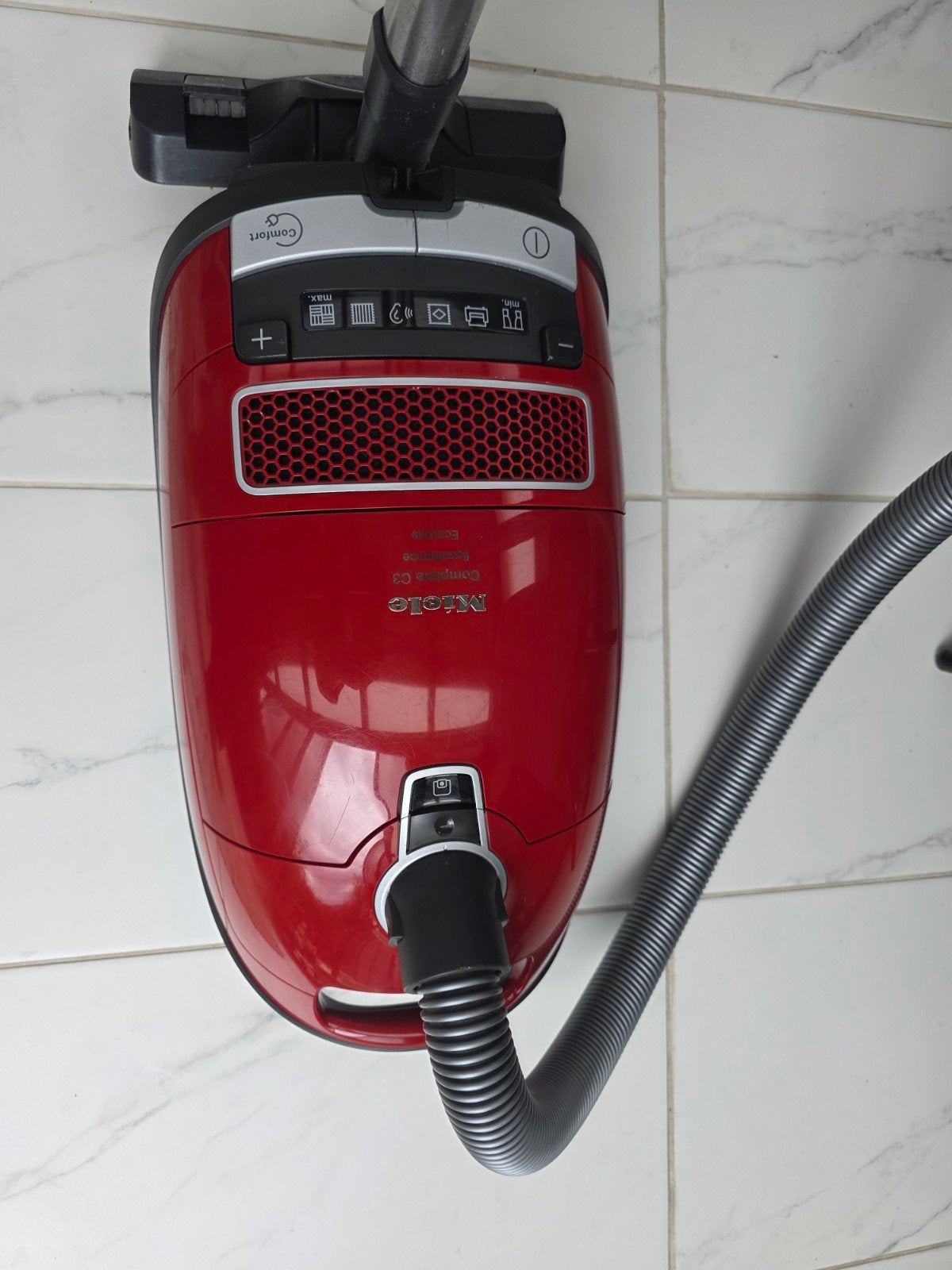 Miele stofzuiger - Krachtig en betrouwbaar, Stofzak, Gebruikt, Inclusief accessoires, Ophalen of Verzenden