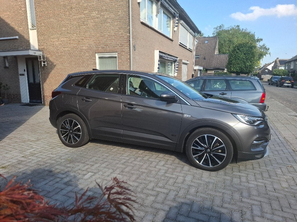 Opel Grandland X 1.6 Turbo Hybrid Business Elegance Plug-in, Auto's, Stof, 1250 kg, Euro 6, 181 pk
