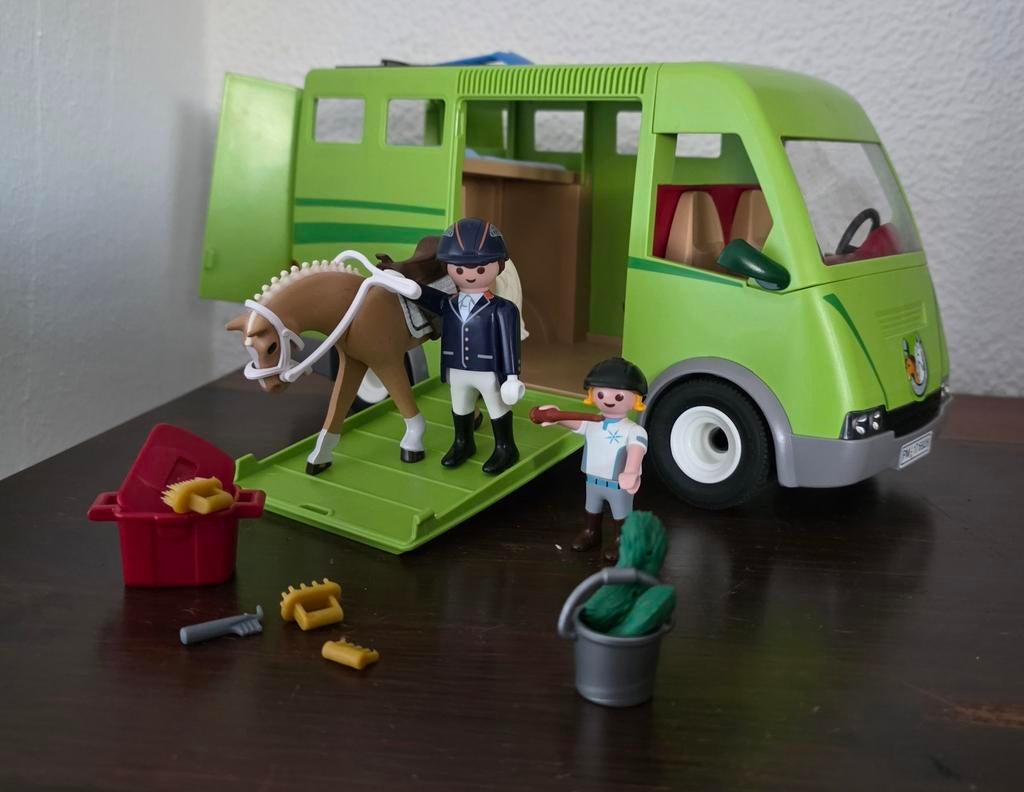 Playmobil Paardentransport met paard en figuren, Kinderen en Baby's, Speelgoed | Playmobil, Ophalen of Verzenden, Zo goed als nieuw