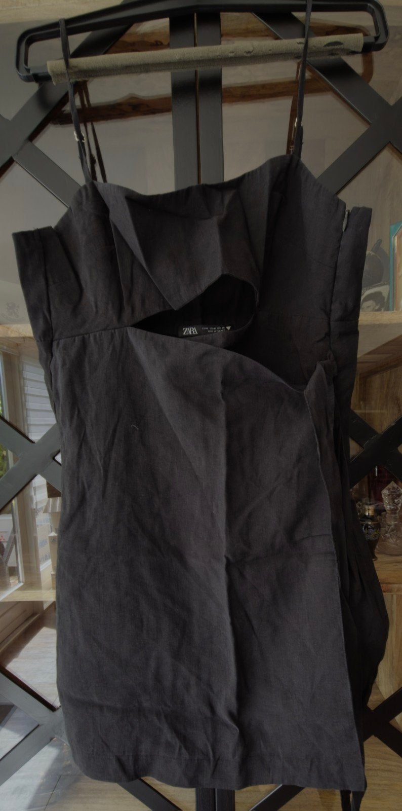 Zwarte broekjurk Zara, zo goed als nieuw, Kleding | Dames, Maat 38/40 (M), Ophalen of Verzenden, Zo goed als nieuw, Boven de knie