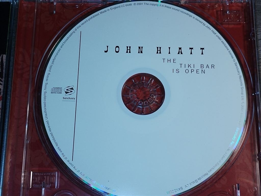 John Hiatt ‎- The Tiki Bar Is Open, Ophalen of Verzenden, Zo goed als nieuw