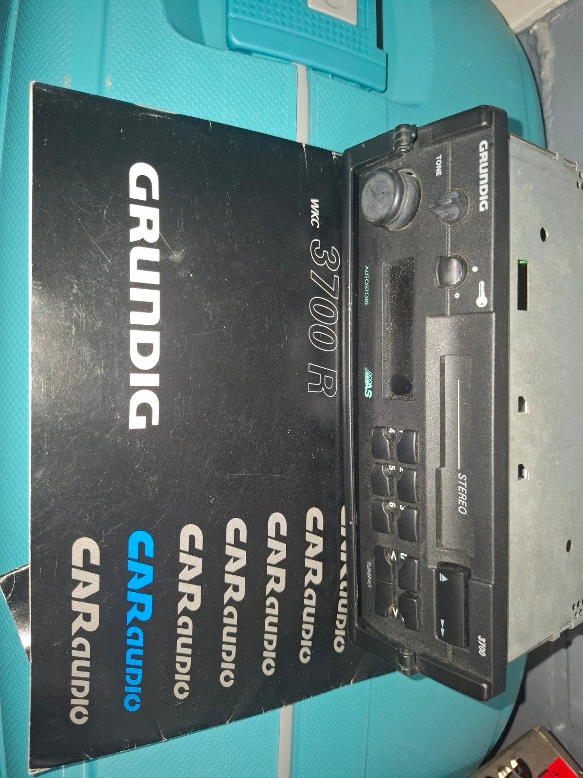 Grundig WKC 3700 R Autoradio met handleiding, Auto diversen, Autoradio's, Ophalen of Verzenden, Gebruikt