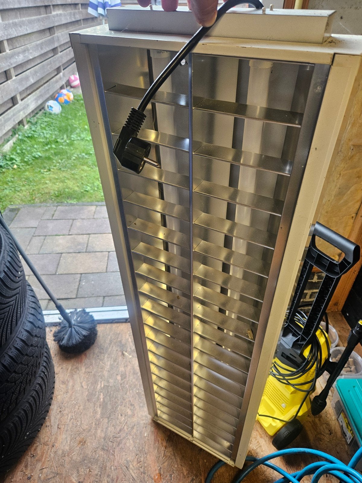 2x TL bakken met LED verlichting - Zo goed als nieuw, Ophalen, Zo goed als nieuw