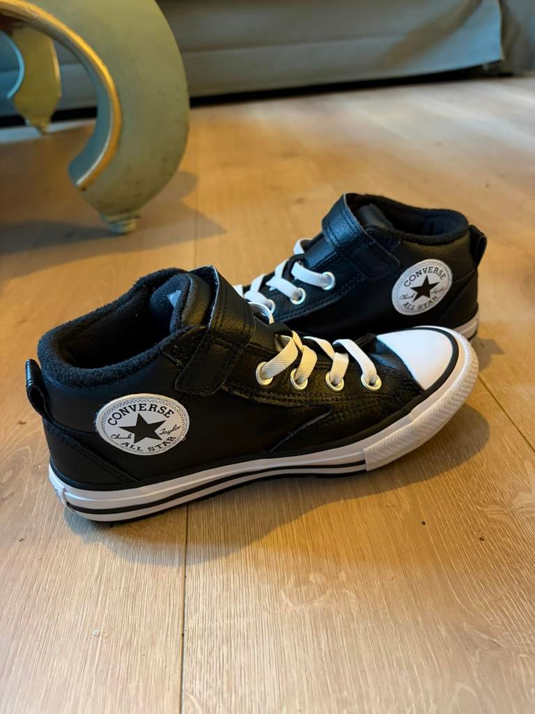 Converse Chuck Taylor jongens sneaker, Schoentjes, Jongetje of Meisje, Ophalen of Verzenden, Zo goed als nieuw