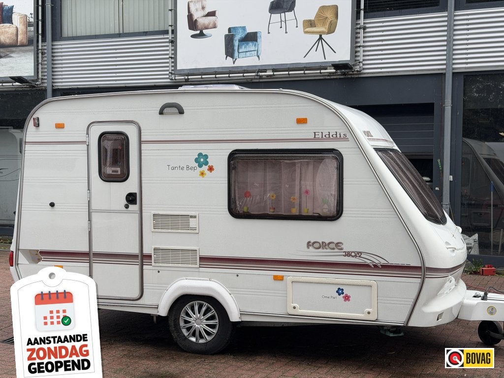 Elddis Force 380 Lichtgewicht, 2002, Z.G.A.N ((zondag open)), Elddis, Tot en met 2, Bedrijf, Treinzit