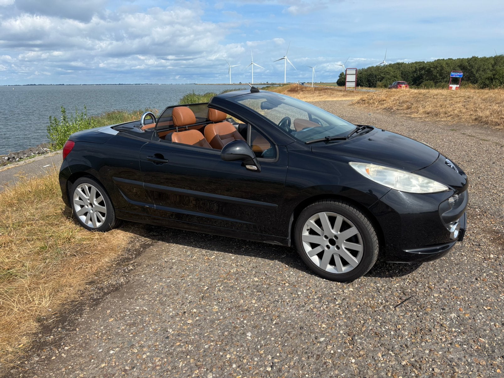 Peugeot 207 1.6 VTI CC 88KW AUT 2007 Zwart, 4 cilinders, Cabriolet, 4 stoelen, Zwart