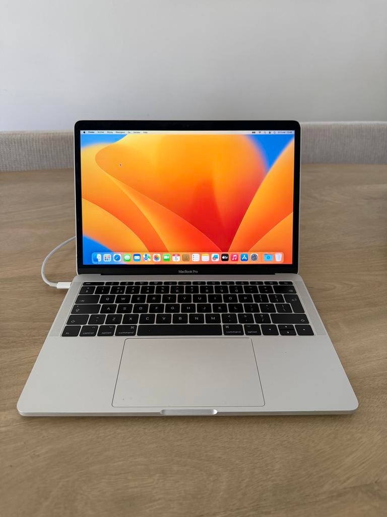 MacBook Pro 2017 - accu heeft onderhoud nodig, Computers en Software, Apple Macbooks, Gebruikt, 2 tot 3 Ghz, Qwerty, 13 inch