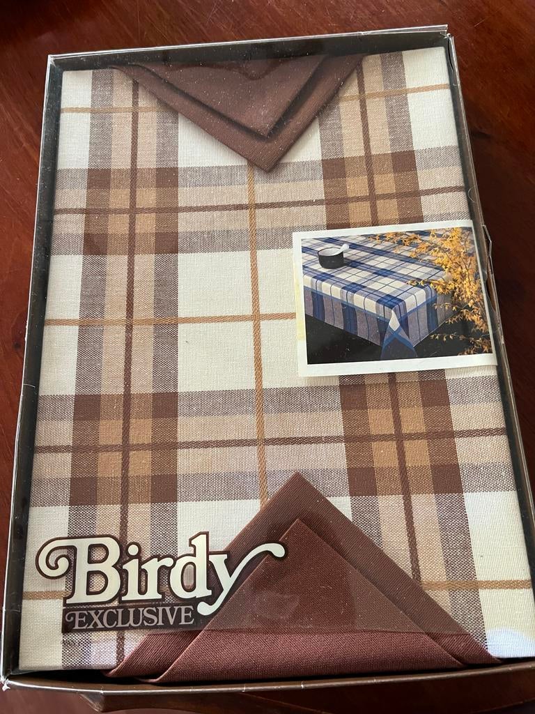 Birdy tafellaken en 4 servetten, bruin geruit, Huis en Inrichting, Tafelkleden, Ophalen of Verzenden, Nieuw, Rechthoek, Binnen