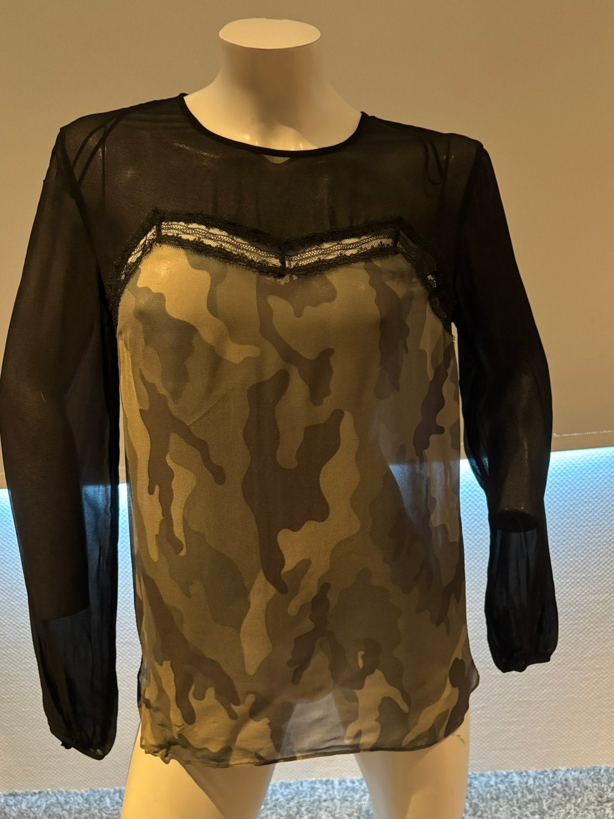 Twinset tule top maat s, Meerkleurig, ., Ophalen of Verzenden, Zo goed als nieuw