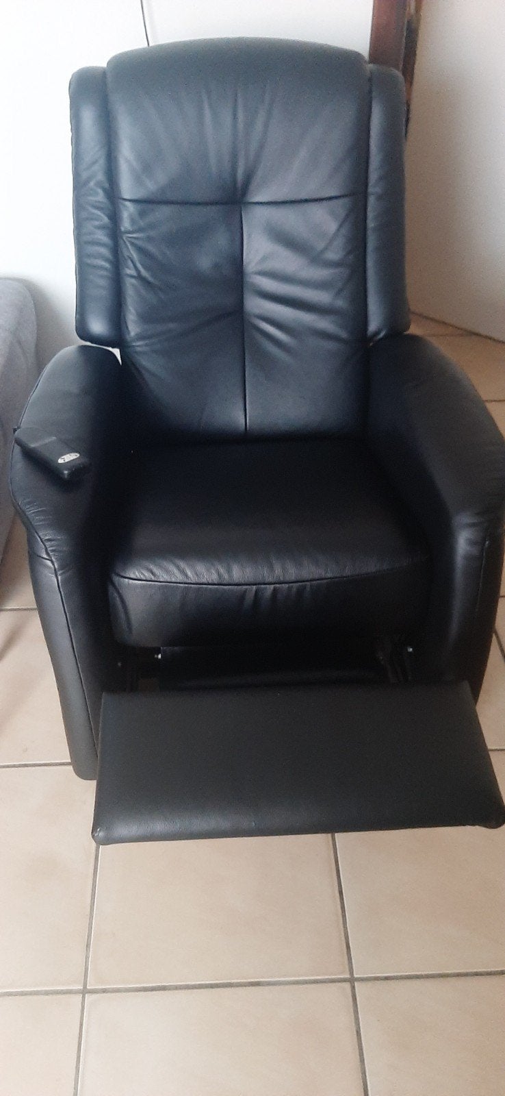 HUKLA LEER FAUTEUIL ELEKTRISCH VERSTELBAAR, Ophalen, Gebruikt, 75 tot 100 cm, 50 tot 75 cm