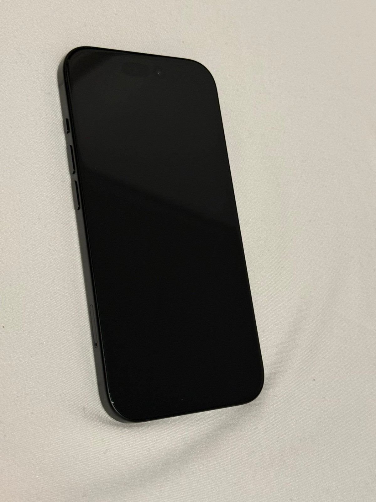 Foto 4 van iPhone 15 256GB Zwart - Zo Goed Als Nieuw