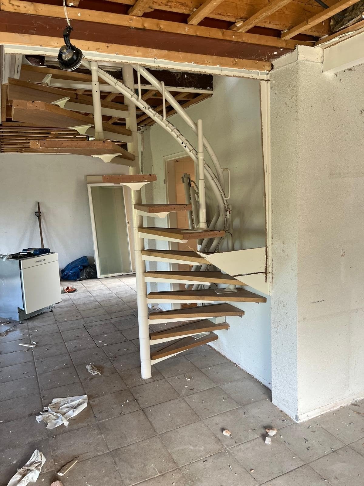 Spiltrap met stoeltjeslift, Doe-het-zelf en Verbouw, Ophalen, Gebruikt, Trap, Opvouwbaar of Inschuifbaar