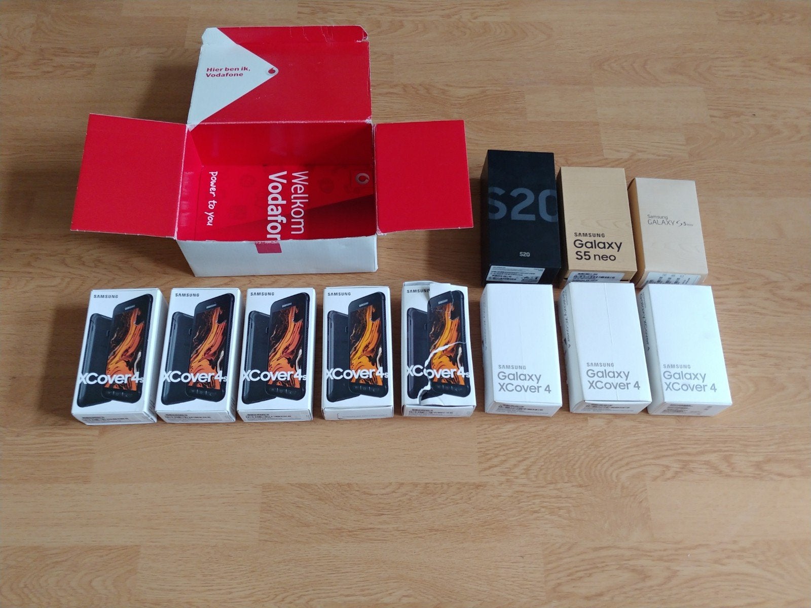 Partij lege telefoon dozen, Ophalen of Verzenden, Zwart