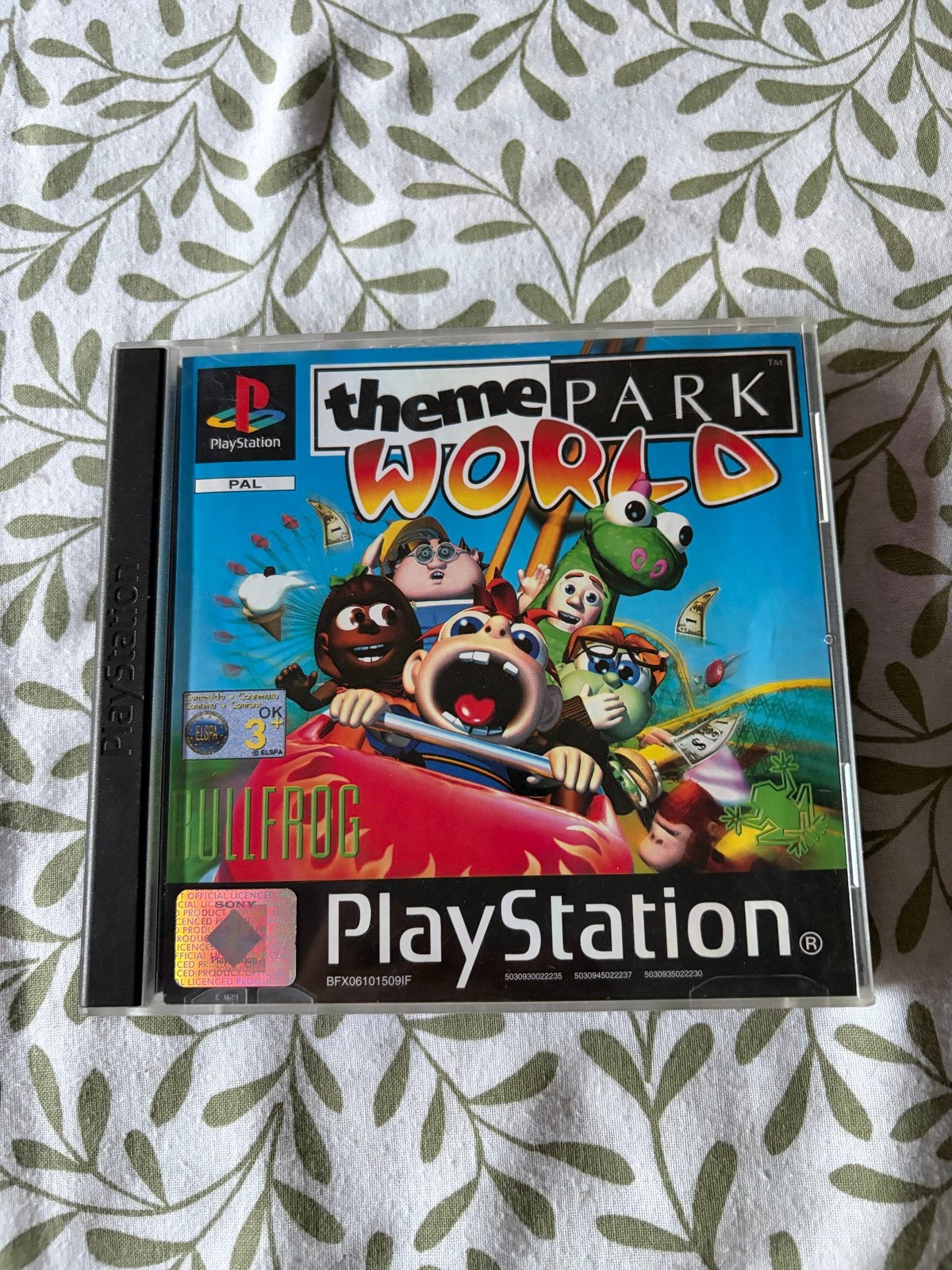 Theme Park World PS1 CIB, 1 speler, Ophalen, Zo goed als nieuw, Vanaf 3 jaar