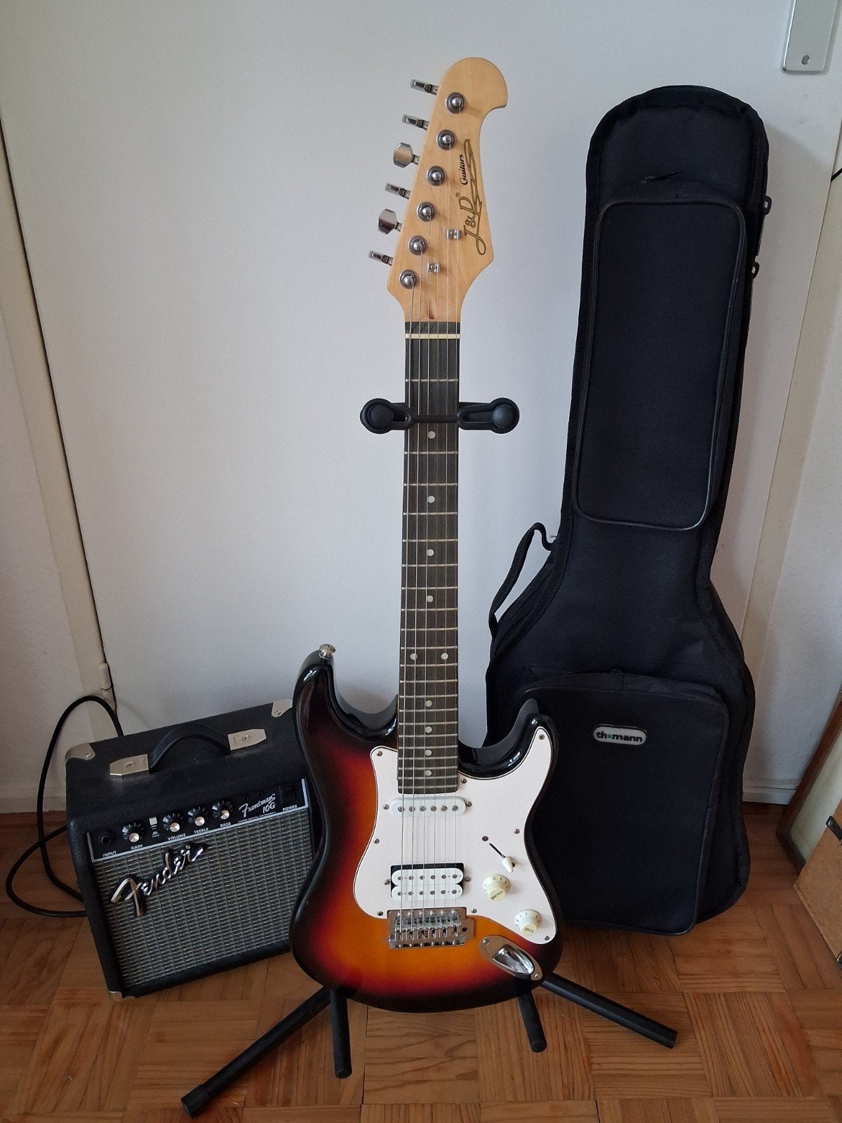 3/4 Kinder elektrische gitaar + Fender versterker + Gigbag, Gebruikt, Met versterker, Solid body, Ophalen