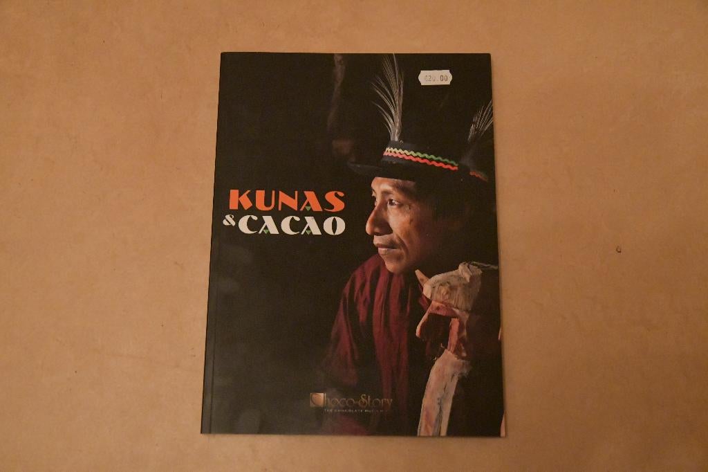 Viertalig fotoboek 'Kunas & cacao', Nieuw, Ophalen of Verzenden, Choco-Story, Overige onderwerpen