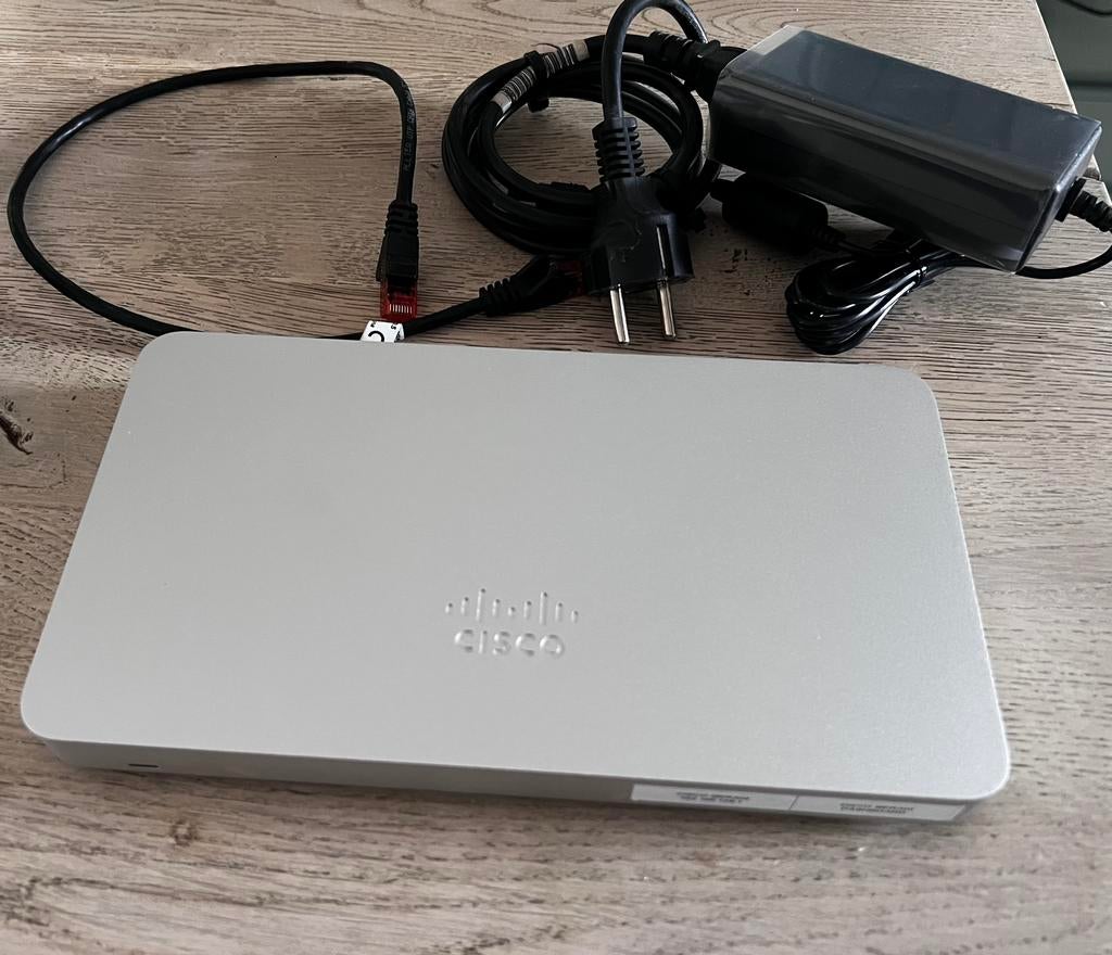 Cisco MX67 - firewall, Ophalen, Zo goed als nieuw, Router