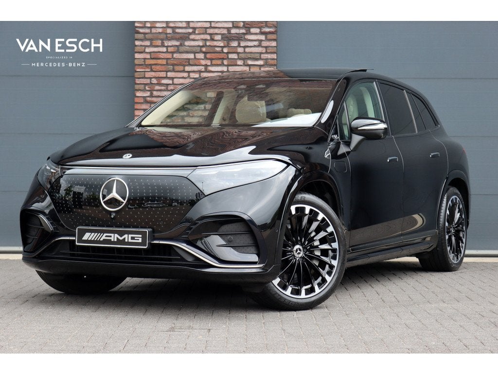 Mercedes-Benz EQS SUV 450+ AMG Line 108 kWh | Luchtvering |, Auto's, Mercedes-Benz, Achterwielaandrijving, Gebruikt, Beige, Zwart