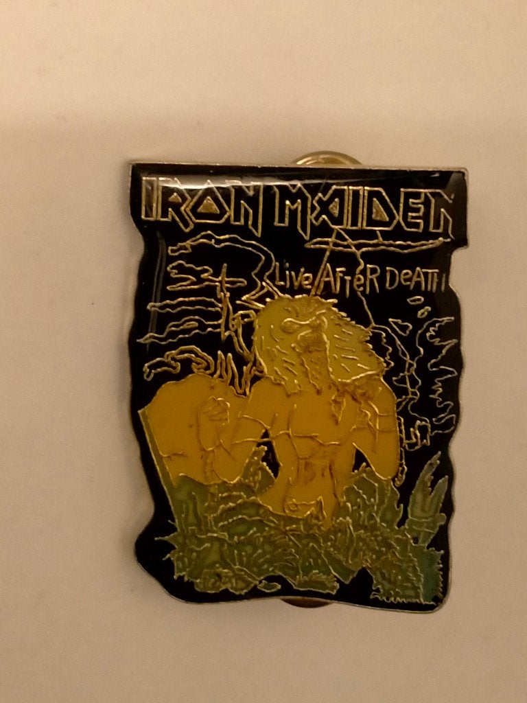 Iron Maiden Live After Death vintage muziek metal pin, Verzenden, Zo goed als nieuw
