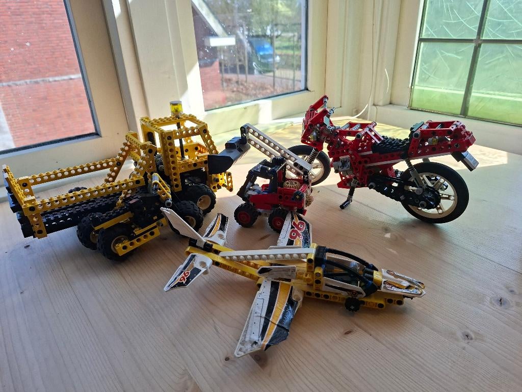 technische lego verzameling 8005 8062 8422 42044 42116, Kinderen en Baby's, Speelgoed | Duplo en Lego, Gebruikt, Lego, Complete set