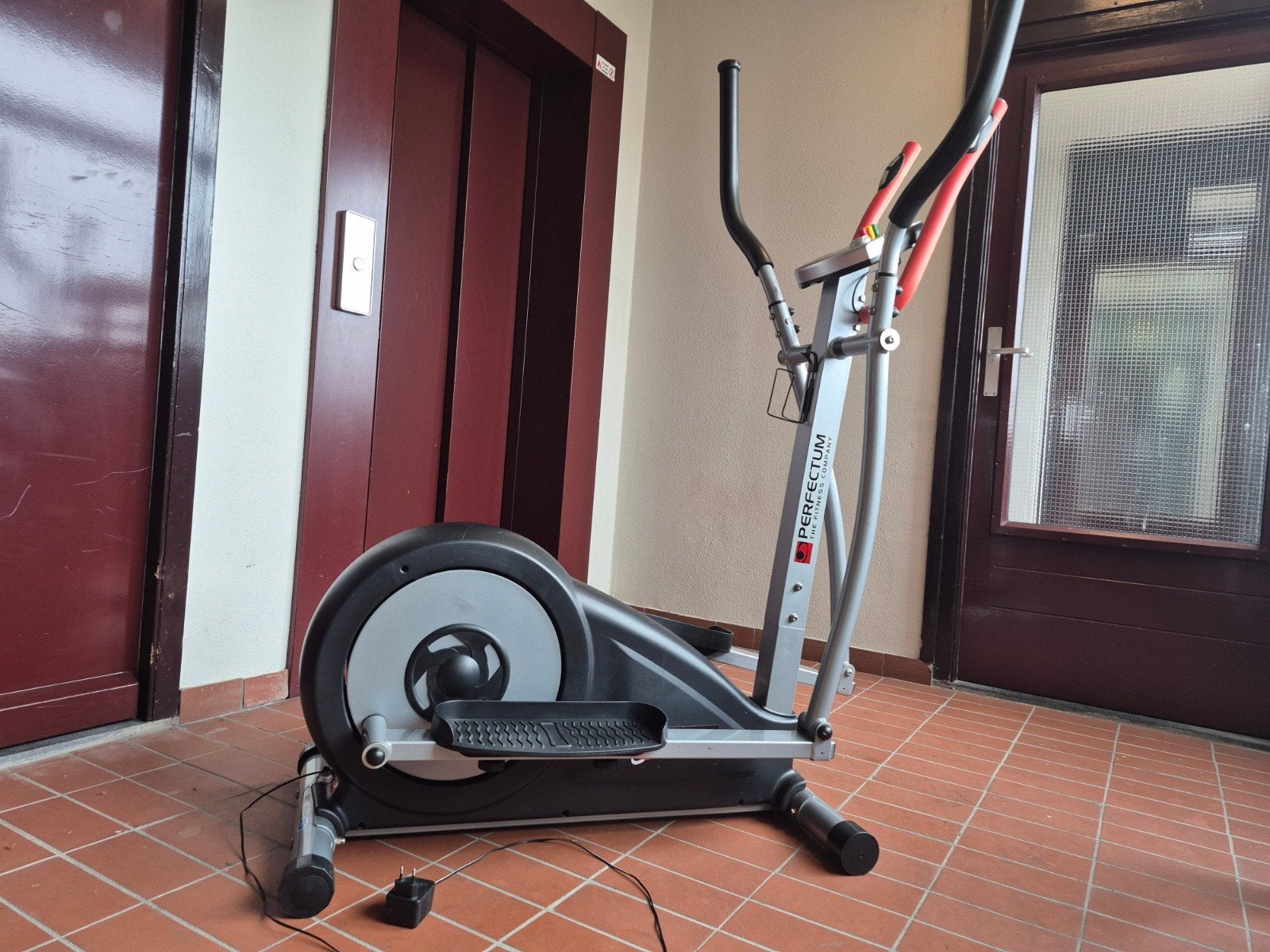 Crosstrainer Cardiotrainer hartslagfunctie USB programma's, Ophalen, Benen, Zo goed als nieuw, Crosstrainer