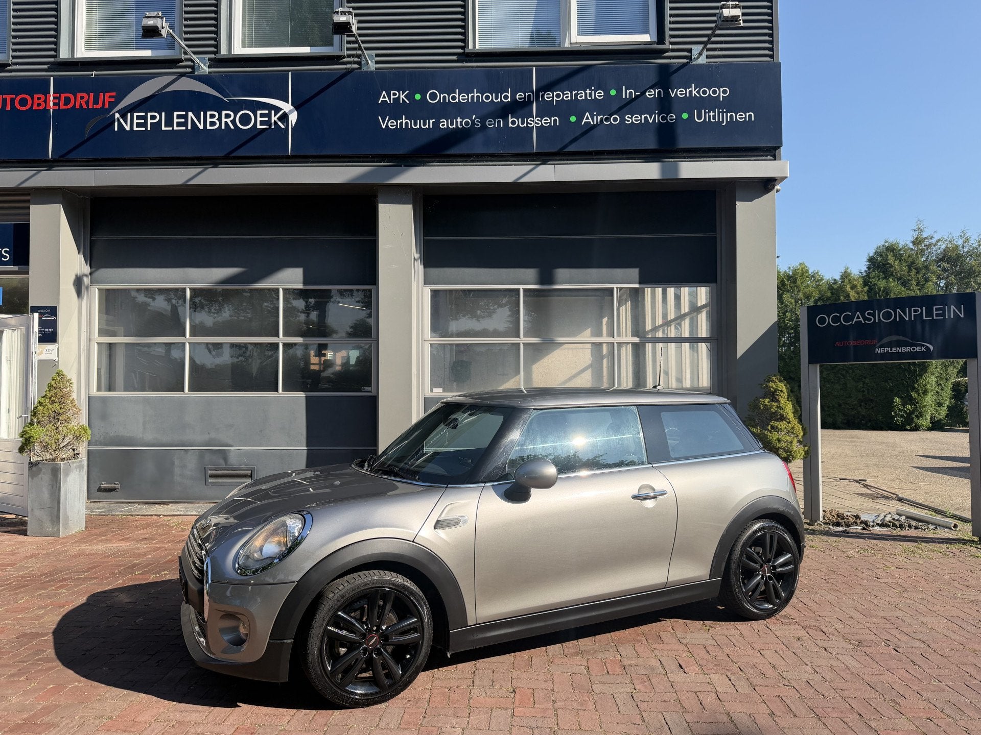 MINI Mini 1.2 One Chili | LMV | Airco | Winterpakket | 06-20, Auto's, Dealer onderhouden, Stof, Gebruikt, 4 stoelen