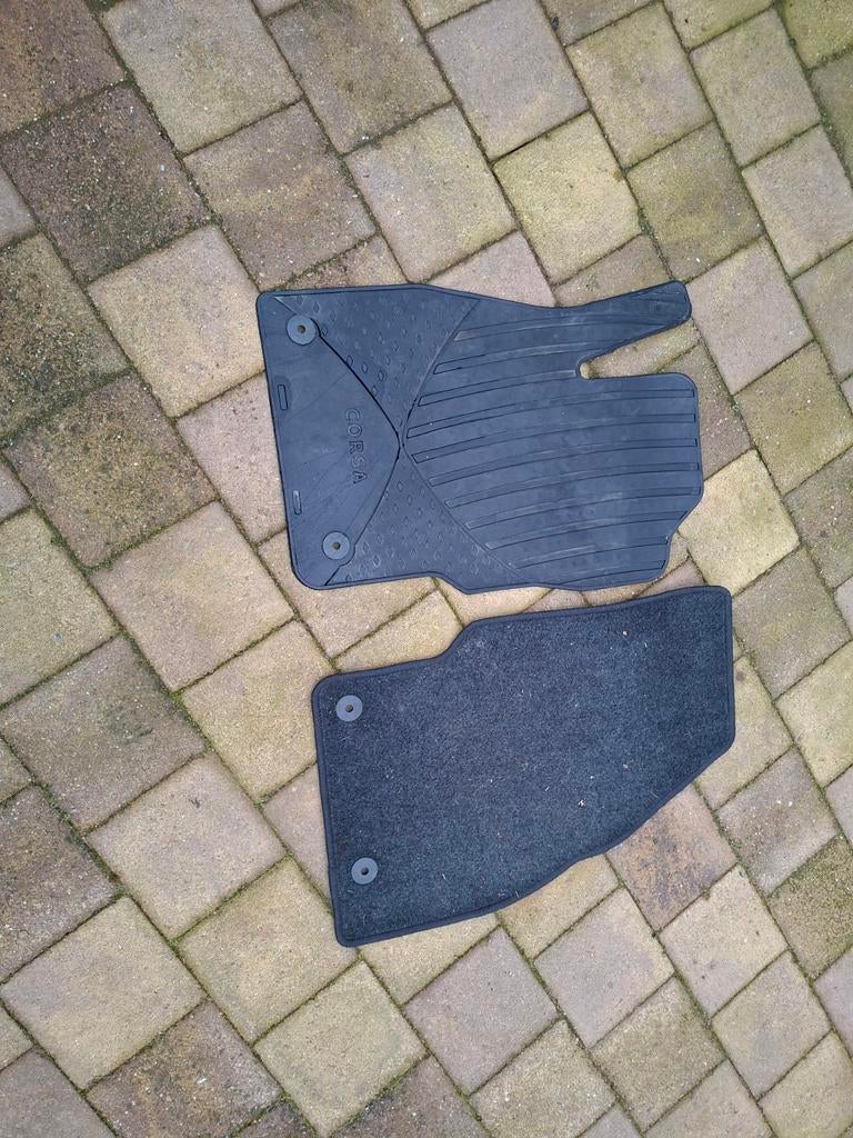 Opel corsa  D / E bestuurderskant. En een rubberen, Ophalen of Verzenden