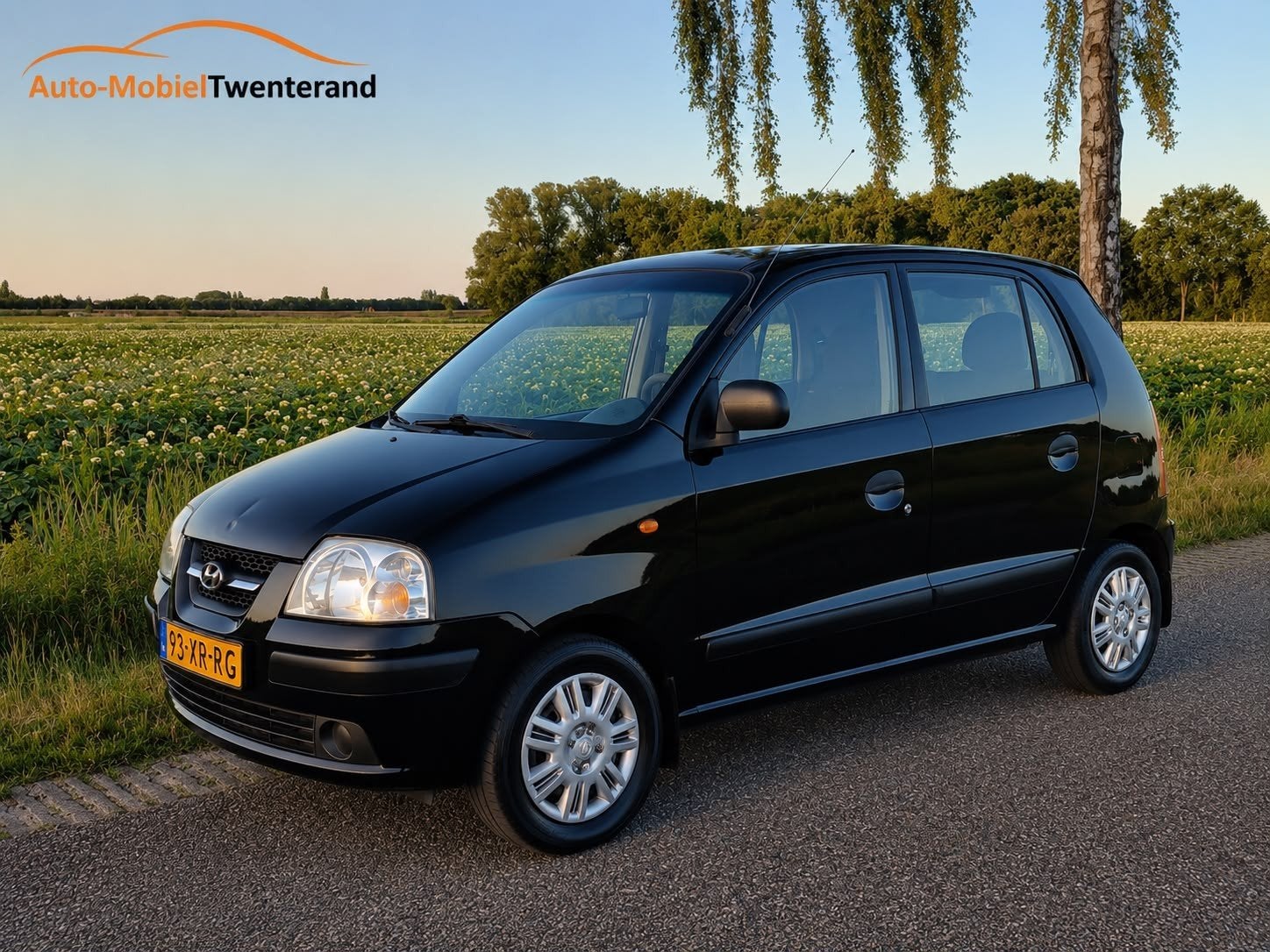 Hyundai Atos 1.1 Active Young, Voorwielaandrijving, 31 €/maand, 4 cilinders, Zwart