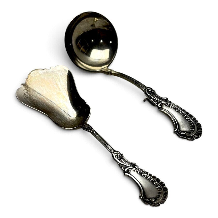 Set zilveren schepwerk met rocaille-patroon, Antiek en Kunst, Ophalen of Verzenden, Zilver