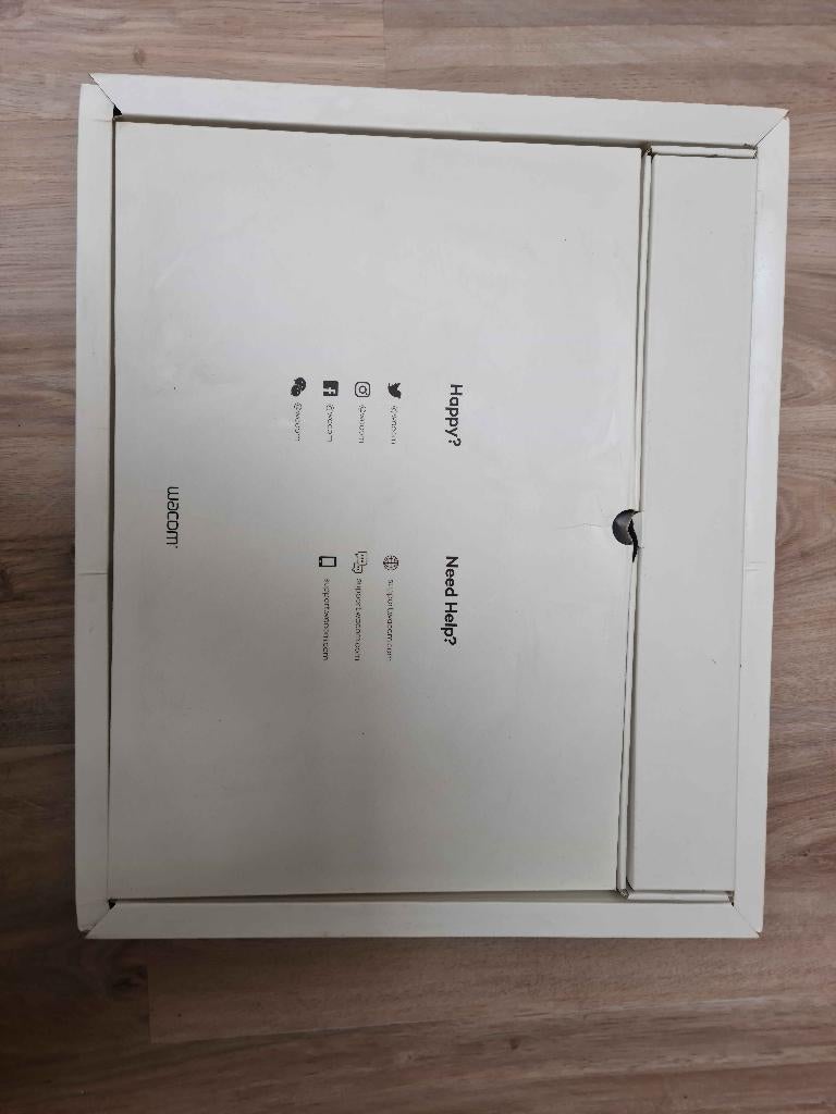Wacom Cintiq 16 Tablet, Computers en Software, Tekentablets, Ophalen, Zo goed als nieuw, Bedraad, Wacom