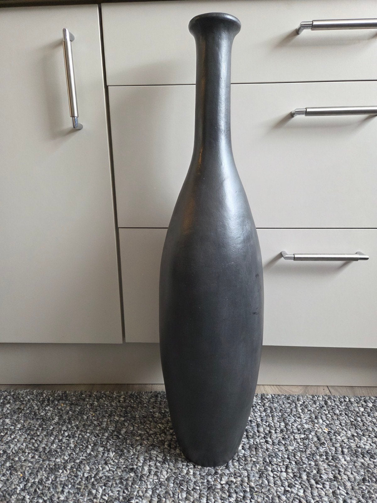 Zwarte slanke vaas, Ophalen, Nieuw, Zwart
